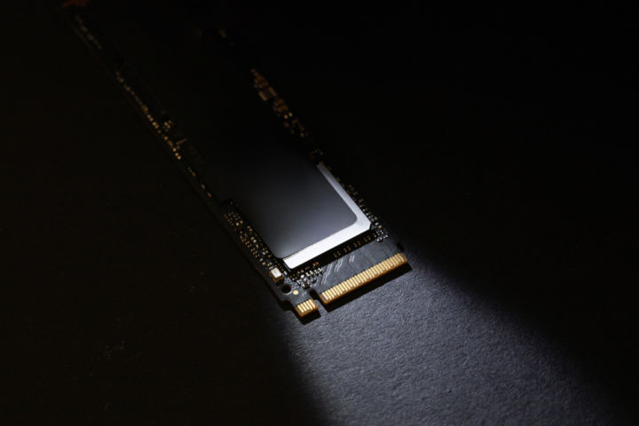PhisonのE18 NVMe SSDコントローラーが120万IOPSに達する